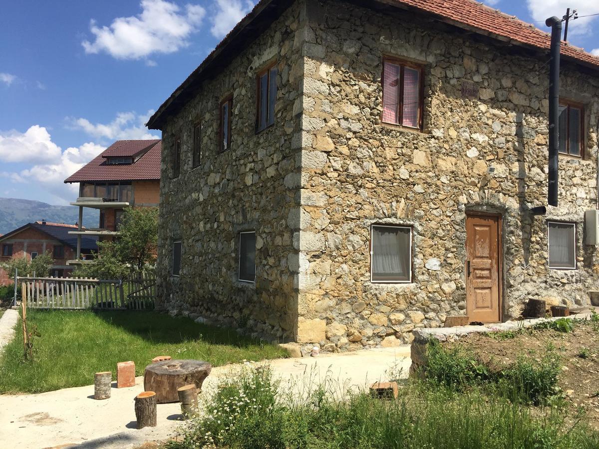 Grandpa'S House Villa Plav Exterior photo